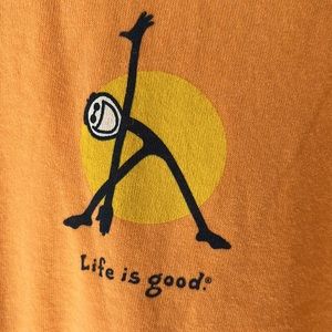Life is good short sleeve T-shirt women medium orange.